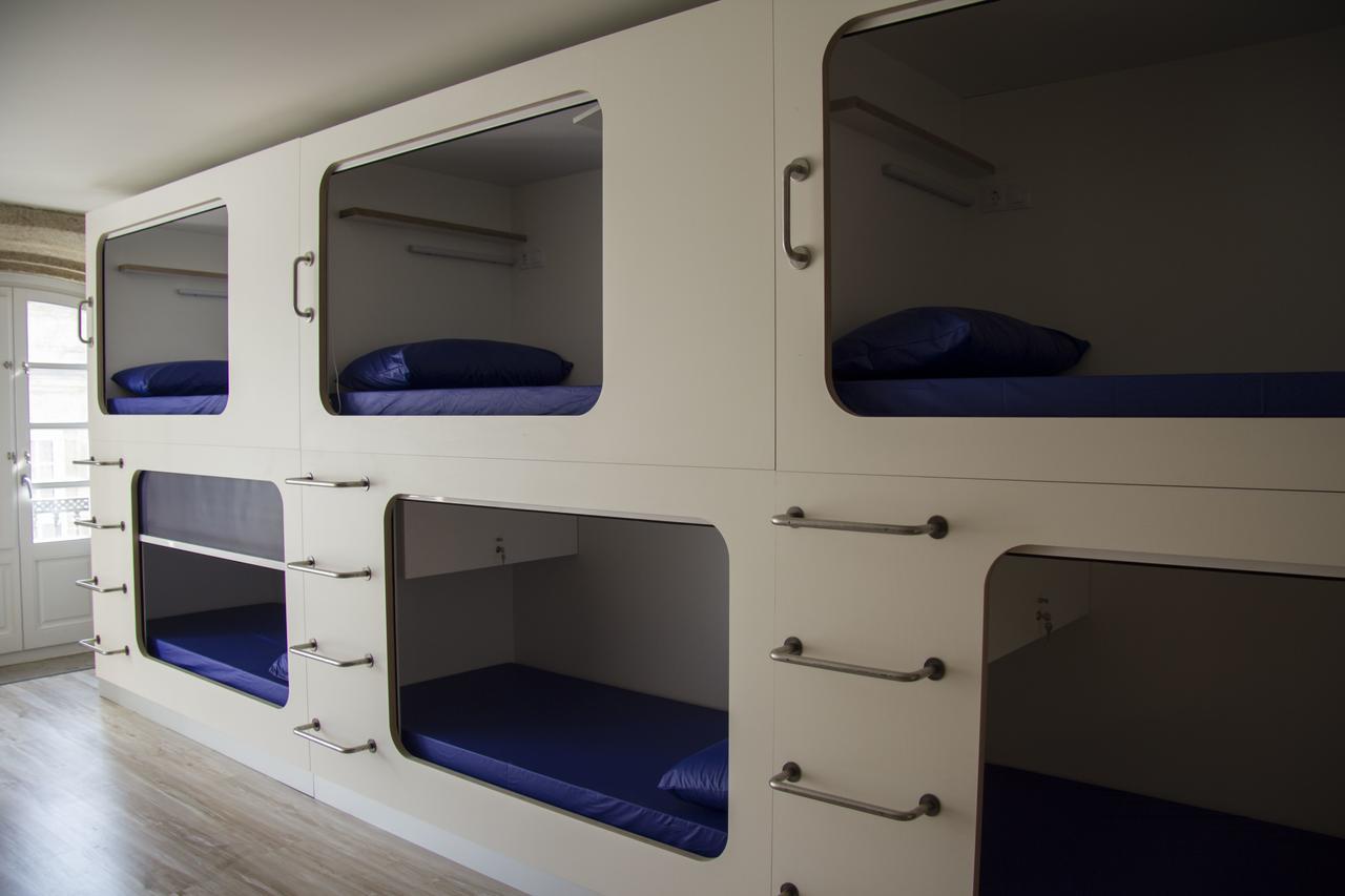 Bunk Bed in Mixed Dormitory Room