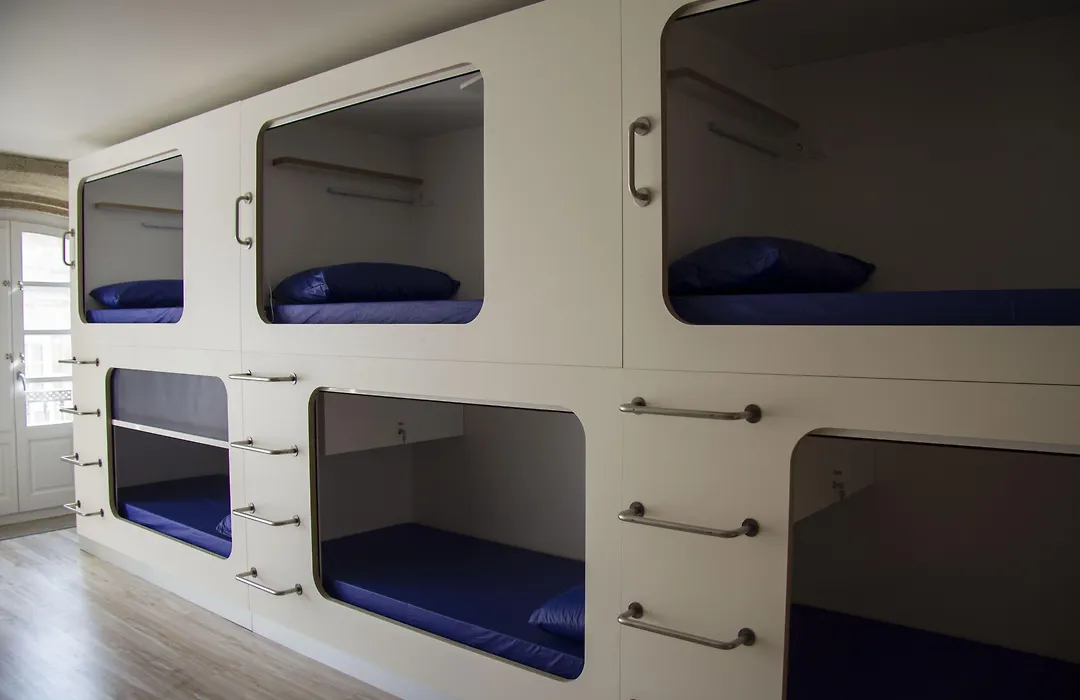 Hostel Cross (Adults Only)-1